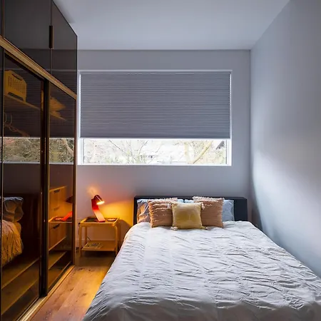 Queen Loft In Nature Toronto Exterior photo